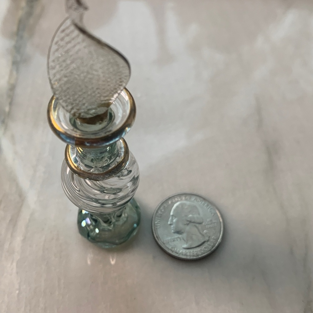 2201 Elegant Glass Mini Perfume Bottle with Gold Accents - Picture 7 of 9